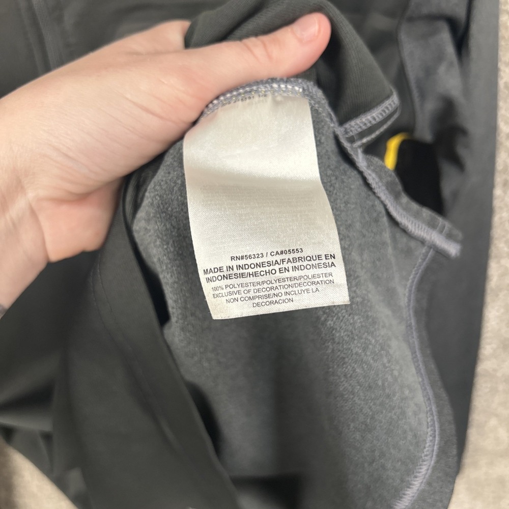 Nike Dri-Fit Jordan Michigan Men's Small 1/4 Zip Pullover LS Gray Yellow Logo - Picture 7 of 8